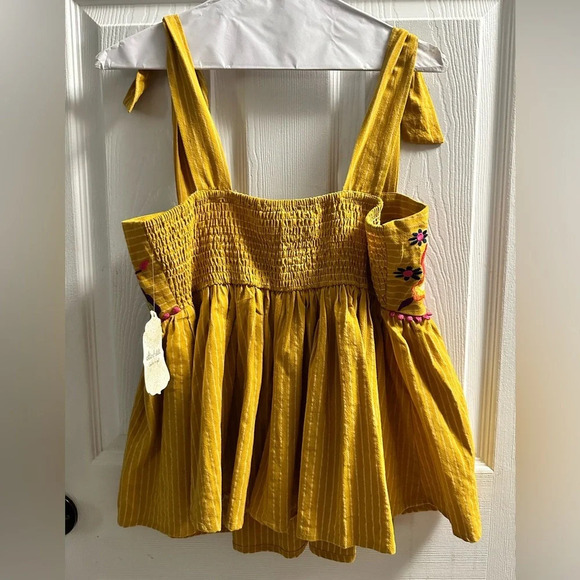 🆕 Altar’d State Embroidered Top, medium - Picture 5 of 7